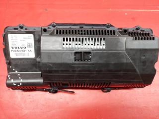 Панель приборов Polestar 2 2022